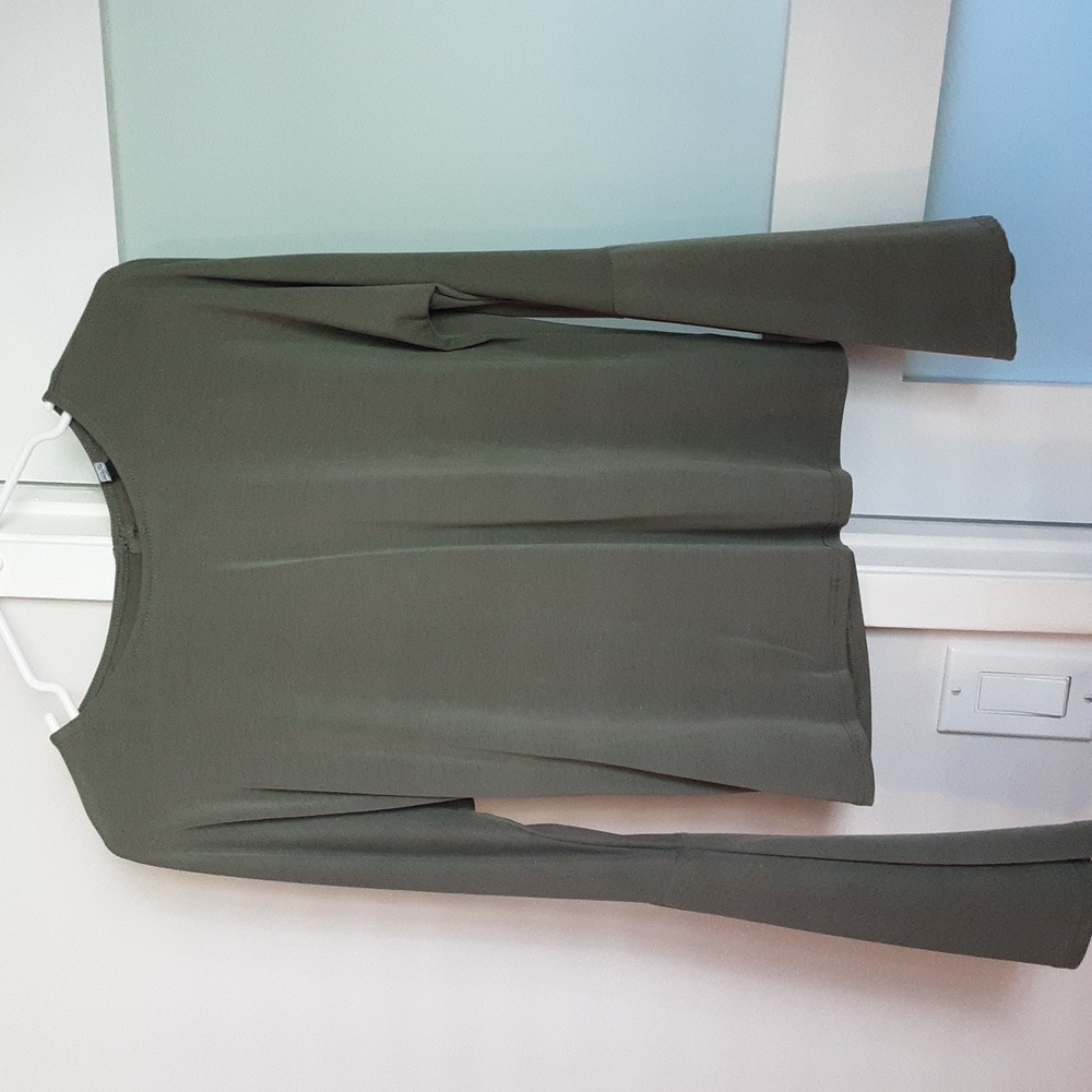 Design Lab top